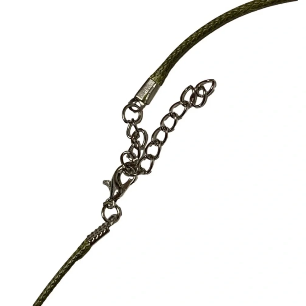 Green handmade necklace - Picture 2 of 2